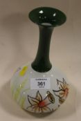 A SIGNED LIMITED EDITION LORNA BAILEY DAFFODIL VASE No 4 / 250