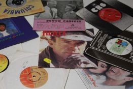 A TRAY OF ASSORTED LP RECORDS TO INCLUDE VARIOUS COMPILATIONS, FLANDERS AND SWANN, SINATRA ETC