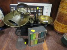 A COLLECTION OF ASSORTED METALWARE ETC TO INC F.J. THORTON & CO LTD SET OF SCALES, SERVANTS BELL