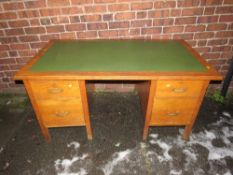 A VINTAGE OAK LEATHER TOPPED TWIN PEDESTAL DESK H-76.5 CM W-152 CM