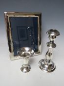 A HALLMARKED SILVER PICTURE FRAME - SHEFFIELD 1990, makers mark for Walker & Hall, overall H 22.5