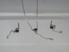AN 18CT WHITE GOLD GEM SET FINE PENDANT AND EARRINGS SET, approximately 2.8 g