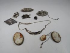 A COLLECTION OF SILVER AND WHITE METAL JEWELLERY, to include marcasite silver brooch. dress clip[