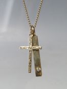 A HALLMARKED 9CT GOLD DIAMOND SET PENDANT, with engraved initial, together with a hallmarked 9ct