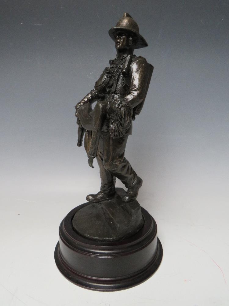 A BALLANTYNES OF WALKERBURN MODERN RESIN FIREMAN WITH CHILD FIGURE - Image 3 of 6