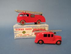 A BOXED VINTAGE DINKY 555 FIRE ENGINE WITH EXTENDING LADDER, together with an unboxed Dinky 250 fire