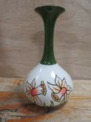 A SIGNED LIMITED EDITION LORNA BAILEY DAFFODIL VASE No 4 / 250