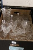 A TRAY OF ASSORTED GLASSWARE ETC