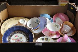 A TRAY OF ASSORTED TRIOS ETC TO INCLUDE AYNSLEY