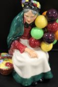 ROYAL DOULTON FIGURE 'THE OLD BALLOON SELLER' HN 1315