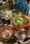 A TRAY OF ASSORTED CARNIVAL GLASS TO INC VARIOUS ASSORTED COLOURWAYS ETC
