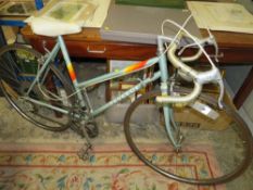 A VINTAGE PEUGEOT LADIES RACING BIKE