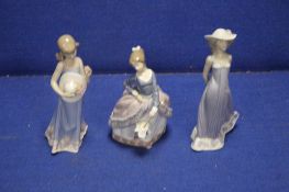 THREE LLADRO CHINA FIGURES OF LADIES