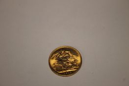 A 9CT HALF SOVEREIGN