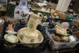 FIVE TRAYS TO INCLUDE COPPER AND GLASS BOWLS, NUTCRACKER, LIGHT FITTINGS, CASTROL OIL TIN, CHILDRENS