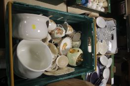TRAY CONTAINING A PART LUXOR WARE TEA SET , A GIBBSONS TEAPOT ( TRAY NOT INCLUDED )