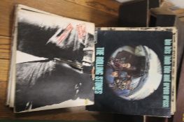 BOX CONTAINING LPS TO INCLUDE THE ROLLIG STONES MONO LK4605, ROLLING STONES NUMBER 2 MONO LK4661,