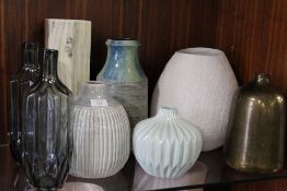 A SELECTION OF EX SHOW HOME DECORATIVE VASES ETC (8)