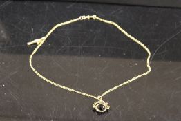 A 9CT GOLD ALBERT CHAIN STYLE NECKLACE