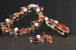 A 925 SILVER AMBER AND SEED PEARL SET PENDANT, BRACELET AND BROOCH SET
