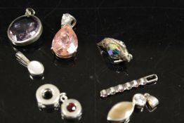 A COLLECTION OF VINTAGE SILVER GEMSTONE PENDANTS