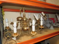 TWO TRADITIONAL BRASS EFFECT CHANDELIERS, A PAINTED CHANDELIERS AND A TABLE LAMP (4)