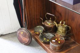 A SELECTION OF COPPER AND BRASS TO INC A COPPER KETTLE
