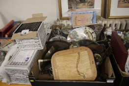 TWO TRAYS OF METALWARE, PICTURE PLATES TOGETHER WITH A QUANTITY OF CDS AND JUG AND BOWL (TRAY NOT