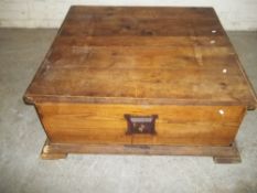 A SOLID WOOD STORAGE COFFEE TABLE