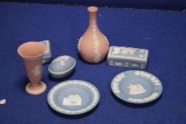 A COLLECTION OF WEDGWOOD JASPERWARE TO INCLUDE PINK AND WHITE EXAMPLES