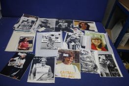 A COLLECTION OF SPORTING INTEREST AUTOGRAPHS, to include Graham Gooch and various tennis stars