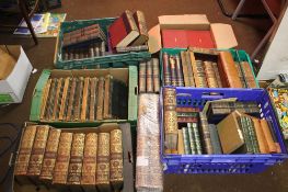 A LARGE COLLECTION OF ASSORTED BOOKS MAINLY ENCYCLOPEDIAS