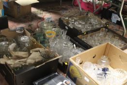 FIVE BOXES OF ASSORTED GLASSWARE TO INCLUDE CUT GLASS ITEMS, VINTAGE DRINKING GLASSES, ETC
