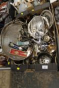 A TRAY OF ASSORTED METALWARE TO INCLUDE GOBLETS, SERVING TRAY, ETC