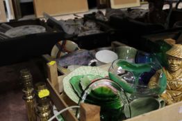 TWO SMALL TRAYS OF ASSORTED CERAMICS AND GLASSWARE TO INCLUDE STUDIO GLASS, CARLTONWARE, COALPORT