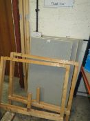 A PASTE / TRESTLE TABLE / STAND - MODEL RAILWAY STAND