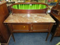 AN EDWARDIAN MAHOGANY MARBLE TOPPED WASHSTAND W-122 CM