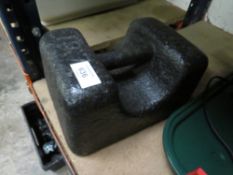 A LARGE CAST HEAVY WEIGHT