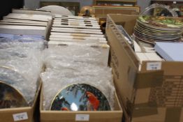 A LARGE COLLECTION OF ASSORTED COLLECTORS PLATES CONTAINED IN THREE BOXES, TO INCLUDE WEDGWOOD,