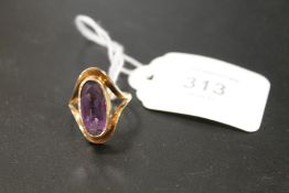 A VINTAGE STYLE AMETHYST RING STAMPED 9CT - APPROX WEIGHT 6.2 G