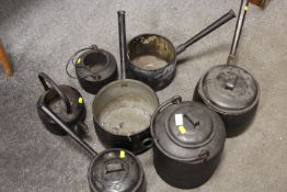 A SELECTION OF VINTAGE CAST AND ENAMEL COOKING POTS AND PANS ETC
