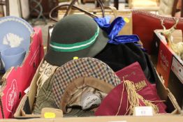 TWO VINTAGE CHRISTYS OF LONDON TWEED FLAT CAPS, TOGETHER WITH A SELECTION OF VINTAGE ACCESSORIES
