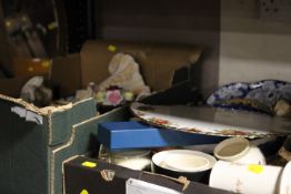 TWO TRAYS OF ASSORTED CERAMICS TO INCLUDE AYNSLEY, ROYAL ALBERT OLD COUNTRY ROSES CAKE PLATTER ETC