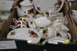 FOUR TRAYS OF ASSORTED CERAMICS TO INCLUDE TEAWARE ETC