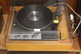 A VINTAGE GARRARD 401 RECORD PLAYER