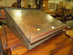 A 19TH CENTURY OAK WRITING SLOPE W-63 CM