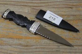 A MODERN SGIAN DUBH