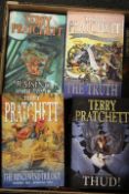 A BOX OF TERRY PRATCHETT HARD BACK BOOKS / NOVELS