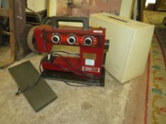 A HUSQVARNA VIKING SEWING MACHINE 5610