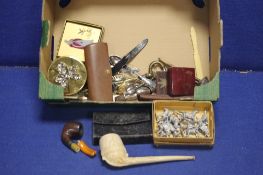 A BOX OF COLLECTABLES TO INCLUDE PIPES, A WRIST WATCH, METALWARE ETC